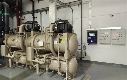 20250829740109.jpg 640 (1).jpg